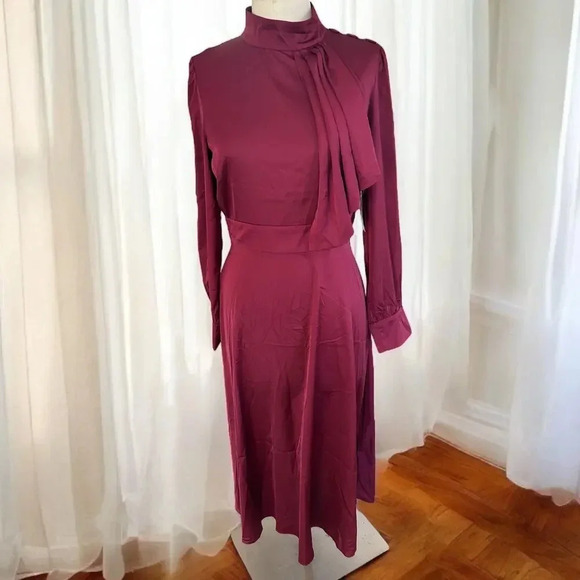 Alexia Admor Dresses & Skirts - Alexia Admor Brooklyn Midi Fit & Flare Cranberry  8 NWT $245 Vintage Inspired